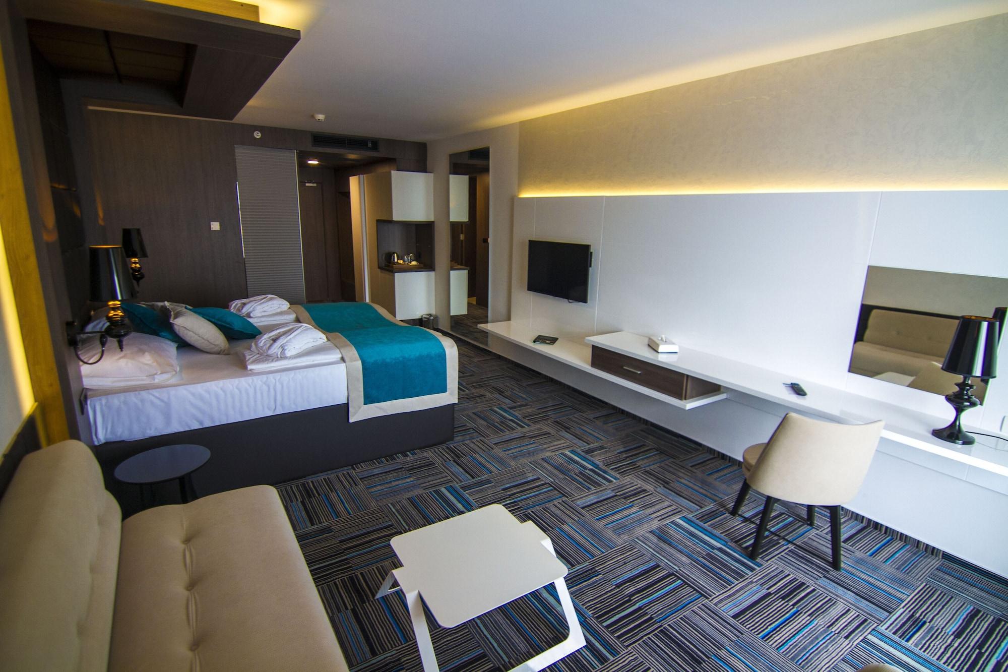 Hills Sarajevo Congress & Thermal Hotel 5*